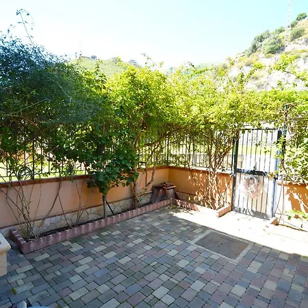 Casa Blu Letojanni